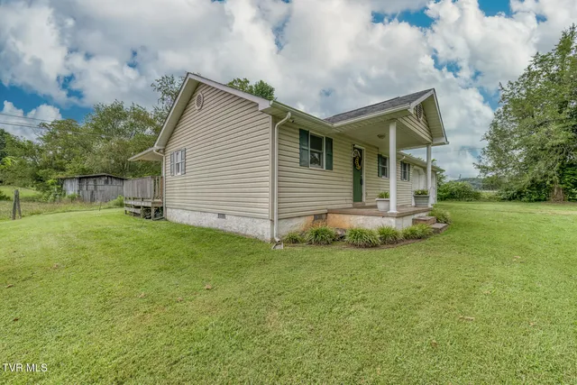 $270,000 | 404 Pine Hill Road, Bluff City, TN 37618