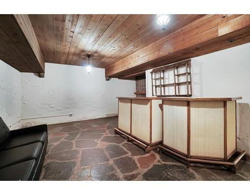 240 Ridgeway Road Weston, MA 02493 - Photo 20 of 37