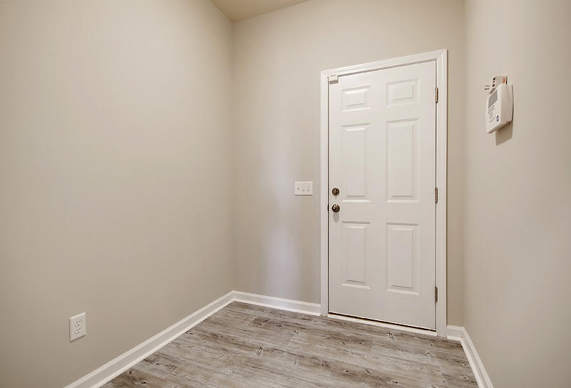 191 Decatur Drive Summerville, SC 29486 - Photo 32 of 50 IMG_2965_IMG_2969-copy
