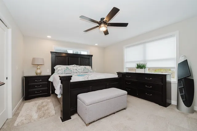 $599,000 | 220 Mast Road, Manchester, NH 03102