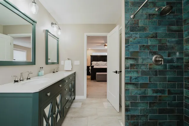 $599,000 | 220 Mast Road, Manchester, NH 03102