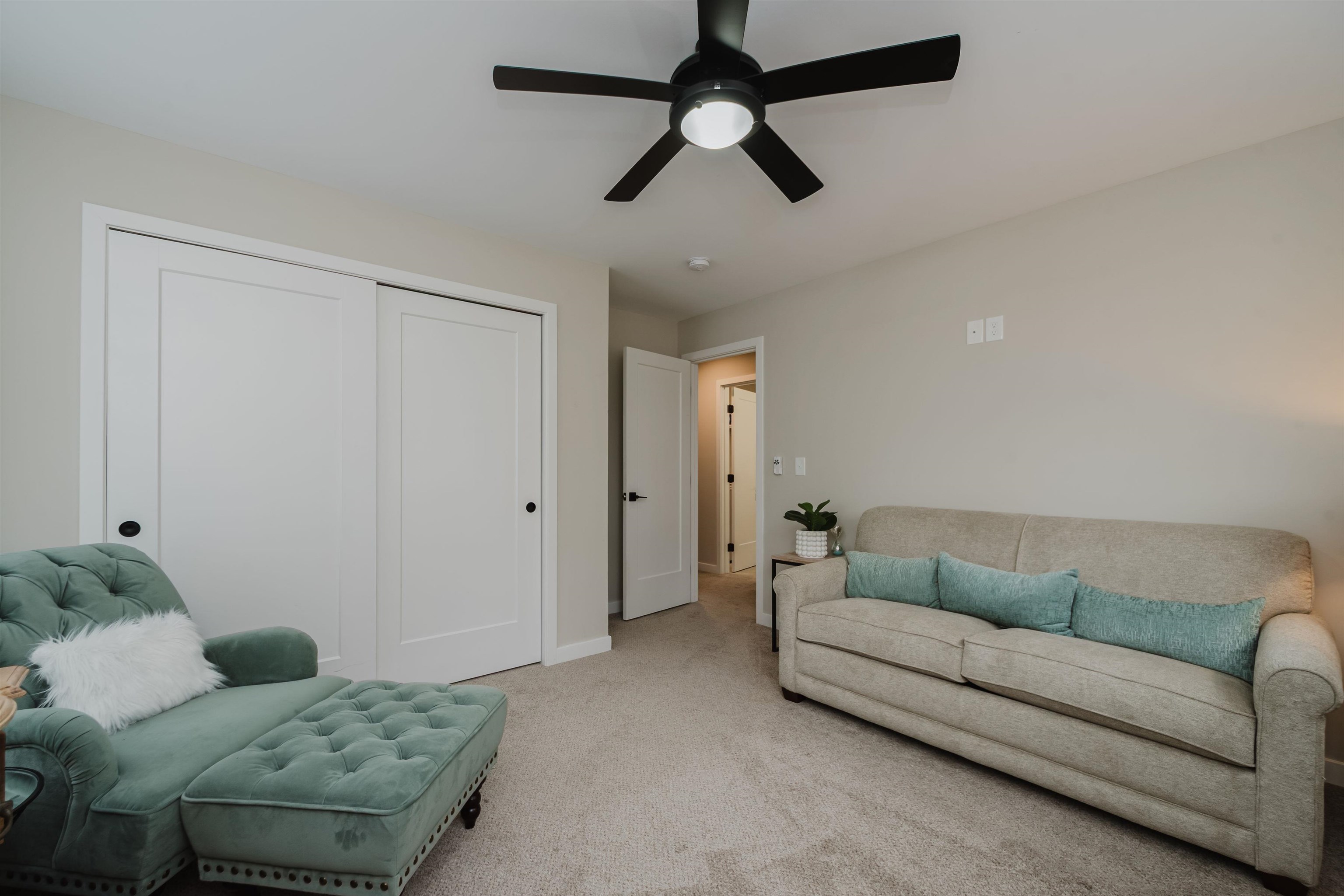 220 Mast Road Manchester, NH 03102 - Photo 27 of 32