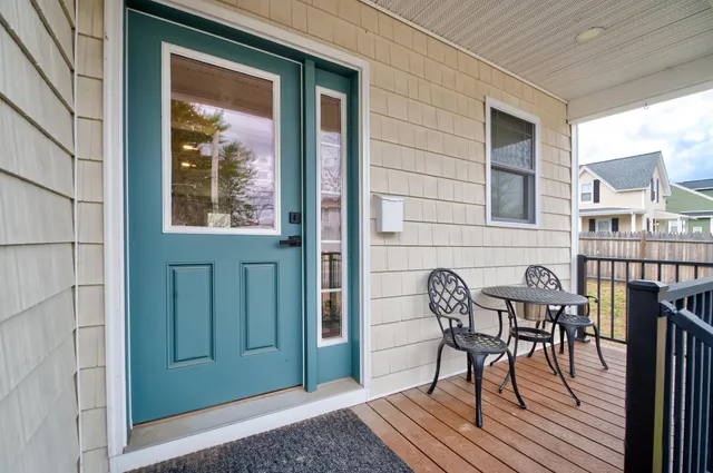 $599,000 | 220 Mast Road, Manchester, NH 03102