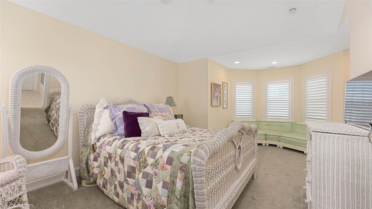 9031 2nd Stone Harbor, NJ 08247 - Photo 33 of 50