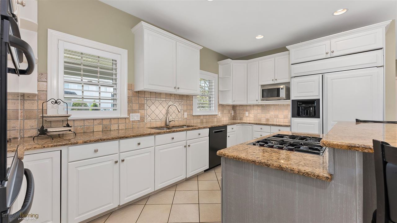 9031 2nd Stone Harbor, NJ 08247 - Photo 7 of 50