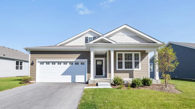 $434,990 | 830 Mesa Lane, Pingree Grove, IL 60140