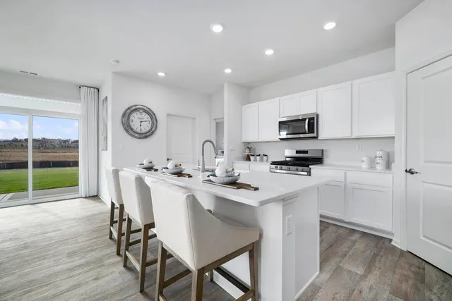 $434,990 | 830 Mesa Lane, Pingree Grove, IL 60140