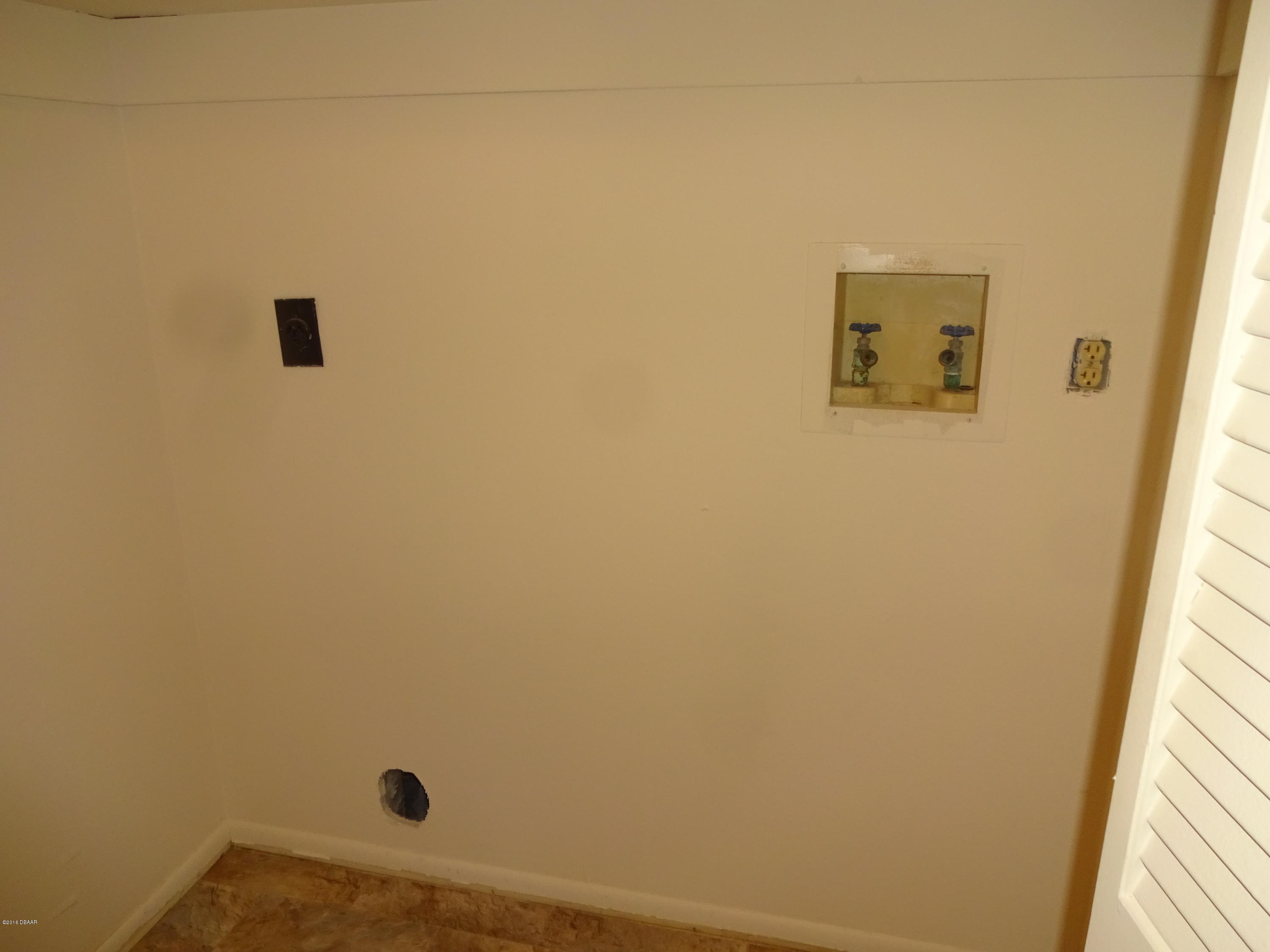 1600 Big Tree Road, Unit S5 South Daytona, FL 32119 - Photo 12 of 16 DSC06032