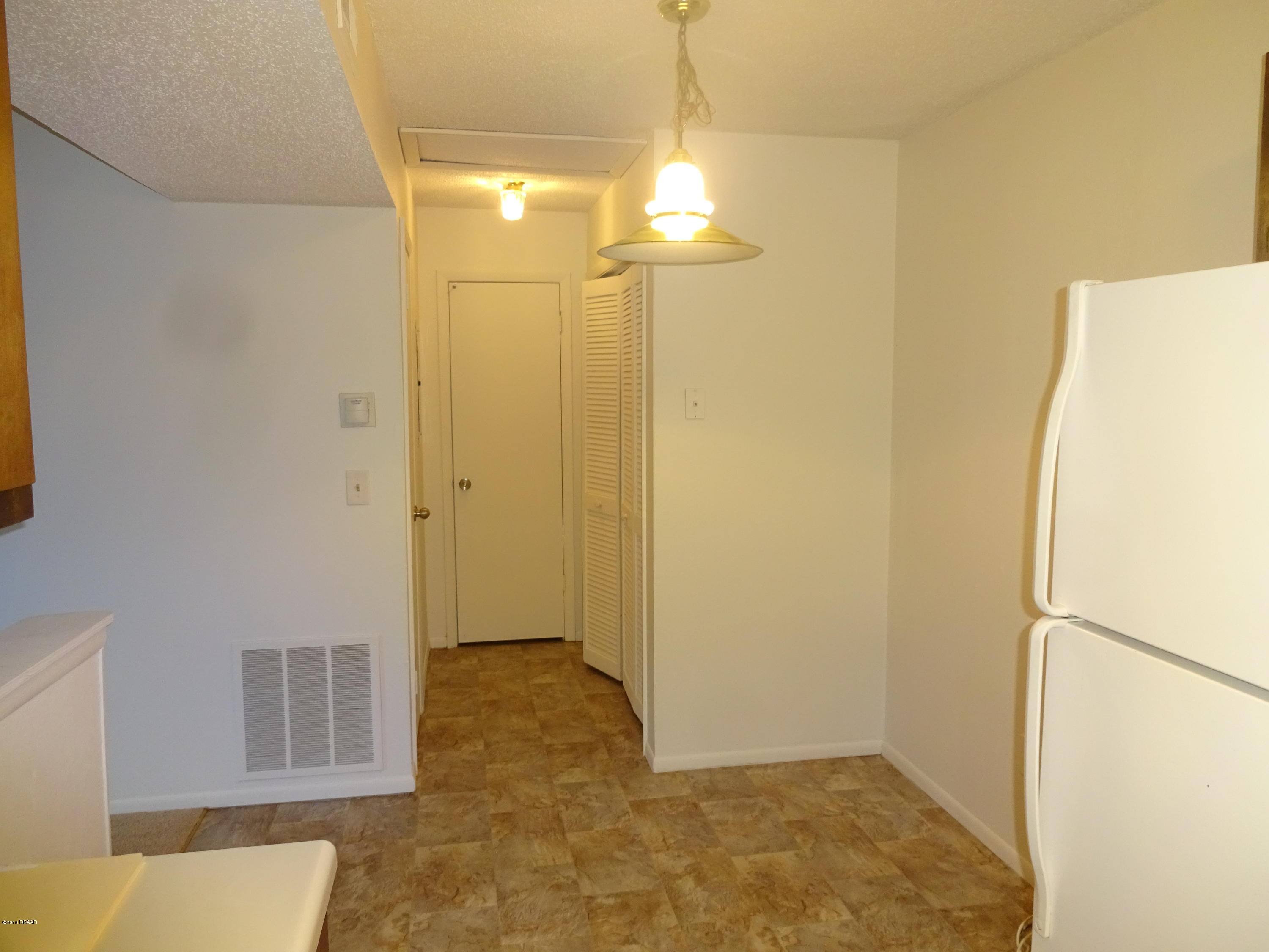 1600 Big Tree Road, Unit S5 South Daytona, FL 32119 - Photo 6 of 16 DSC06023
