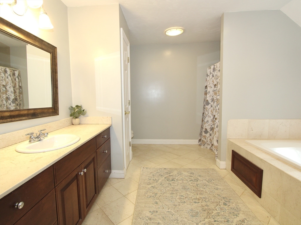 7 Chevy Chase Road Worcester, MA 01606 - Photo 9 of 21