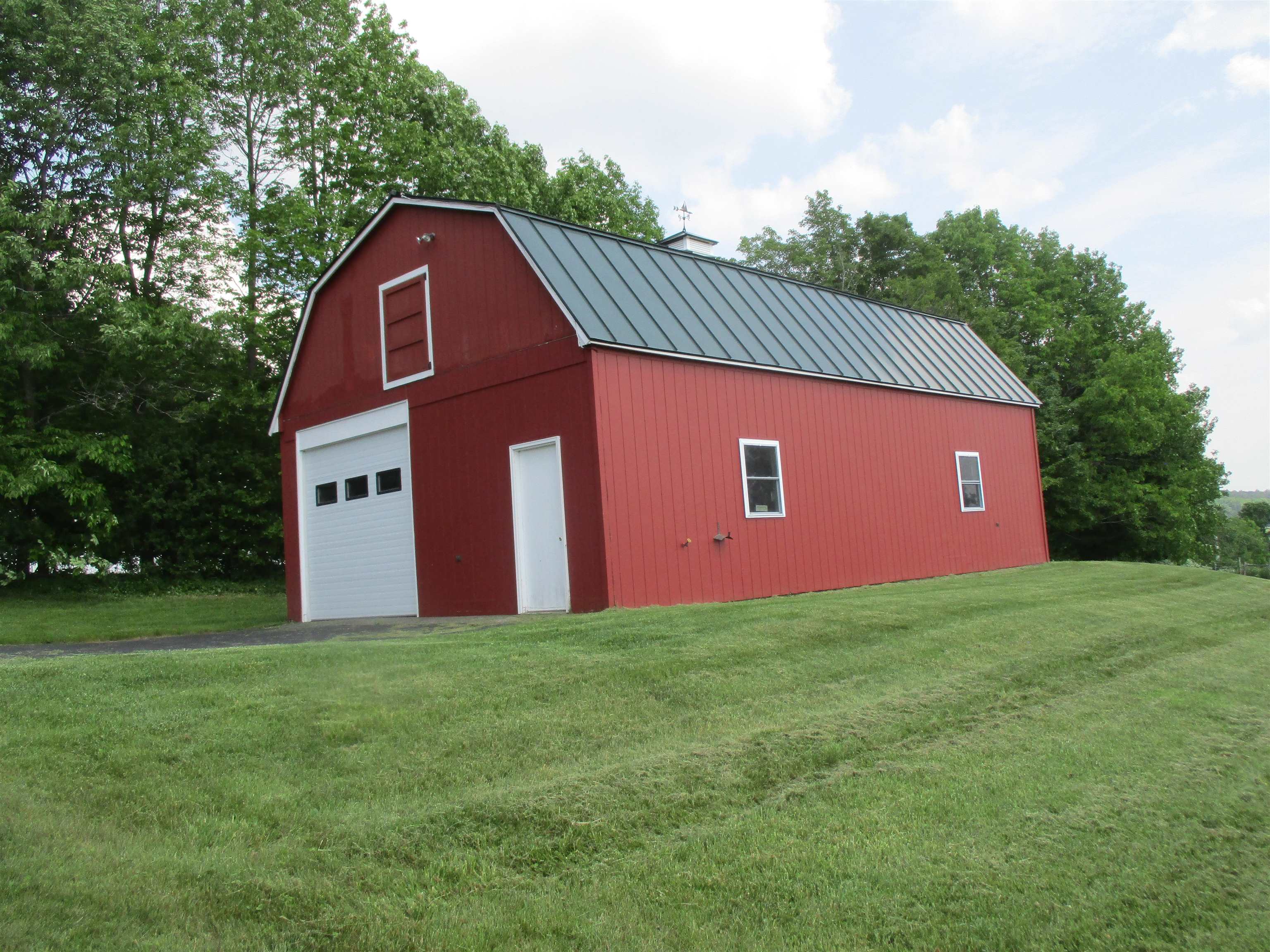 1693 North Ridge Road Randolph, VT 05061 - Photo 3 of 35