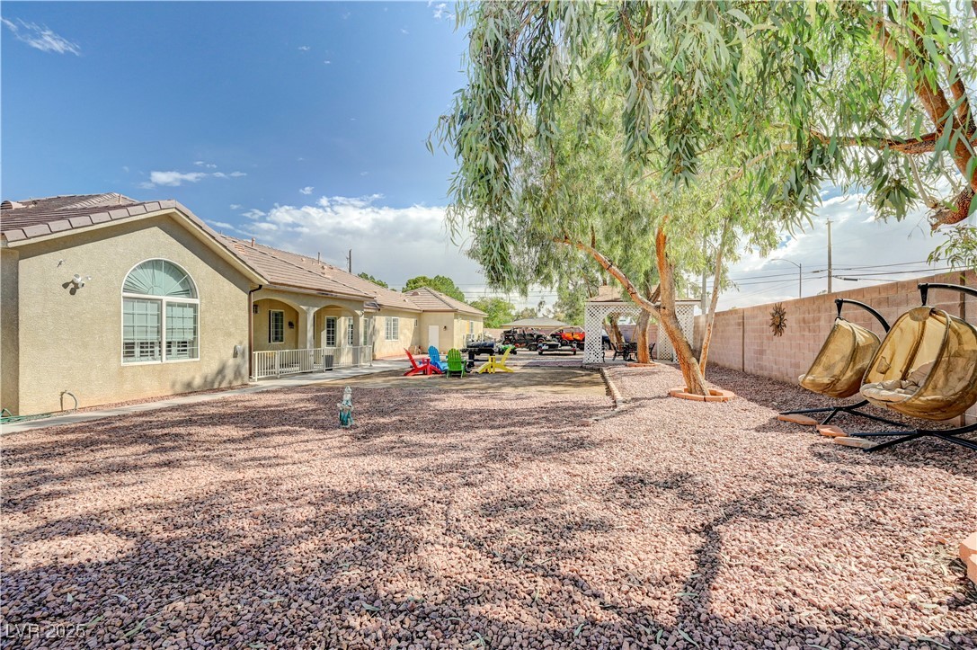 5884 Del Rey Avenue Las Vegas, NV 89146 - Photo 44 of 59 Backyard