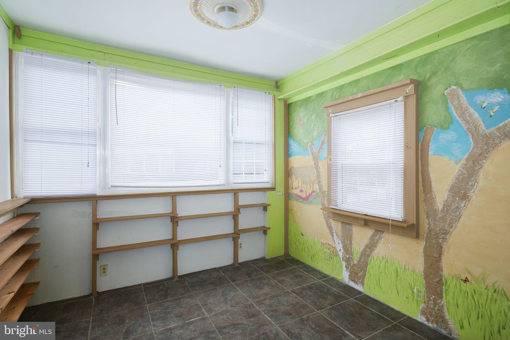 526 Ridgeway Street Gloucester City, NJ 08030 - Photo 6 of 29