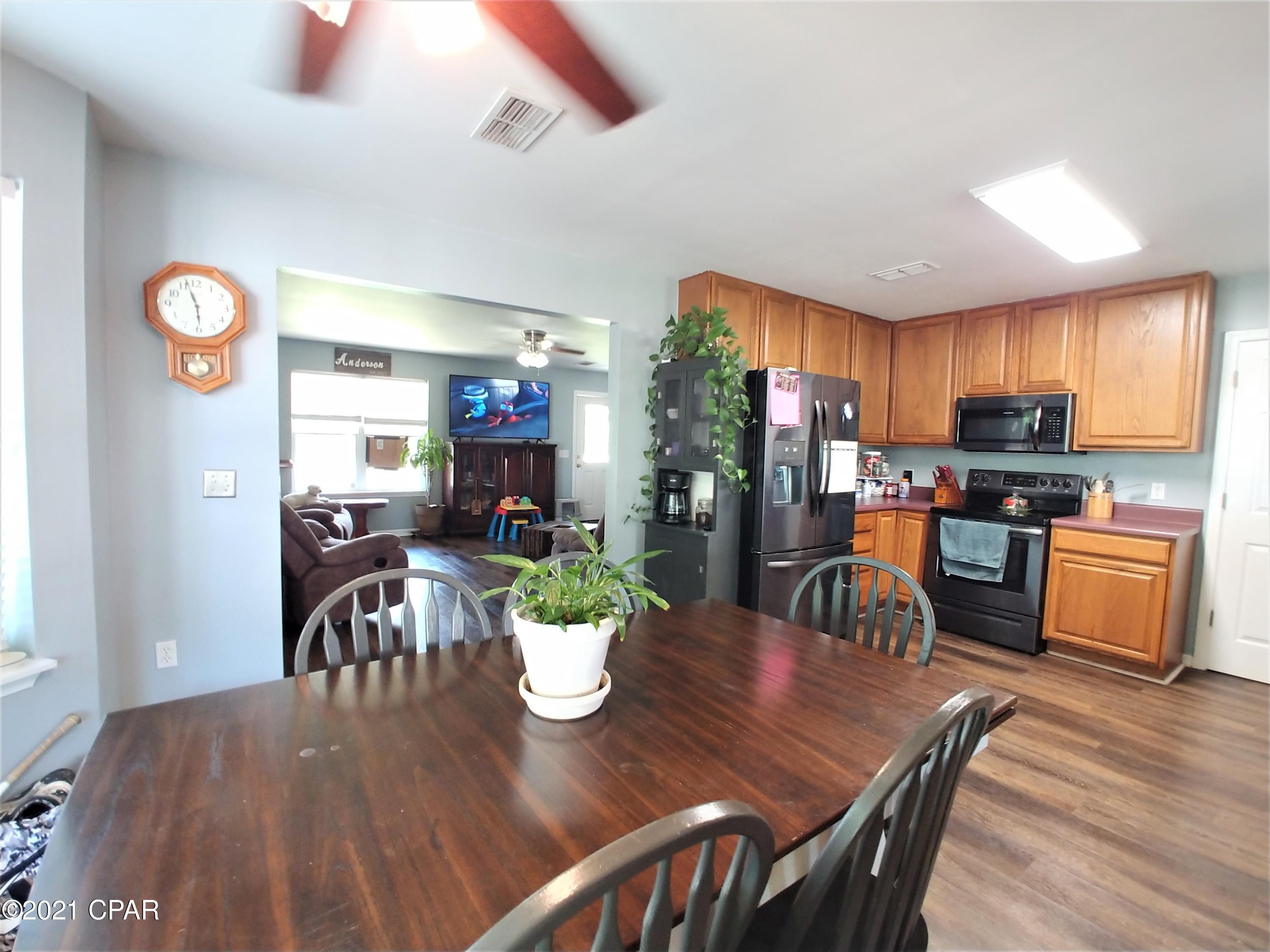 6870 Stephens Street Grand Ridge, FL 32442 - Photo 32 of 55 Gallery Image 32