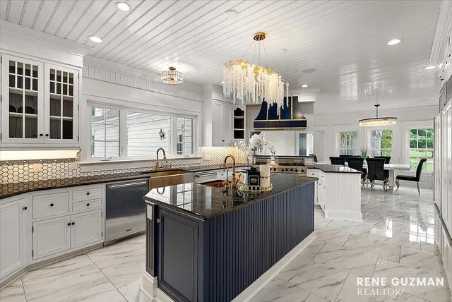 $2,300,000 | 4483 76th Street Southwest, Byron Center, MI 49315