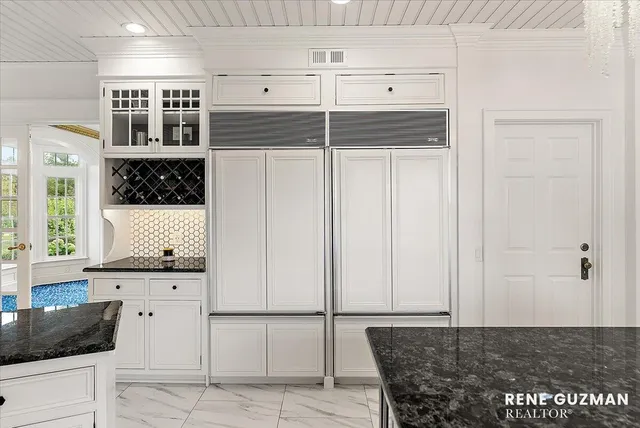 $2,300,000 | 4483 76th Street Southwest, Byron Center, MI 49315