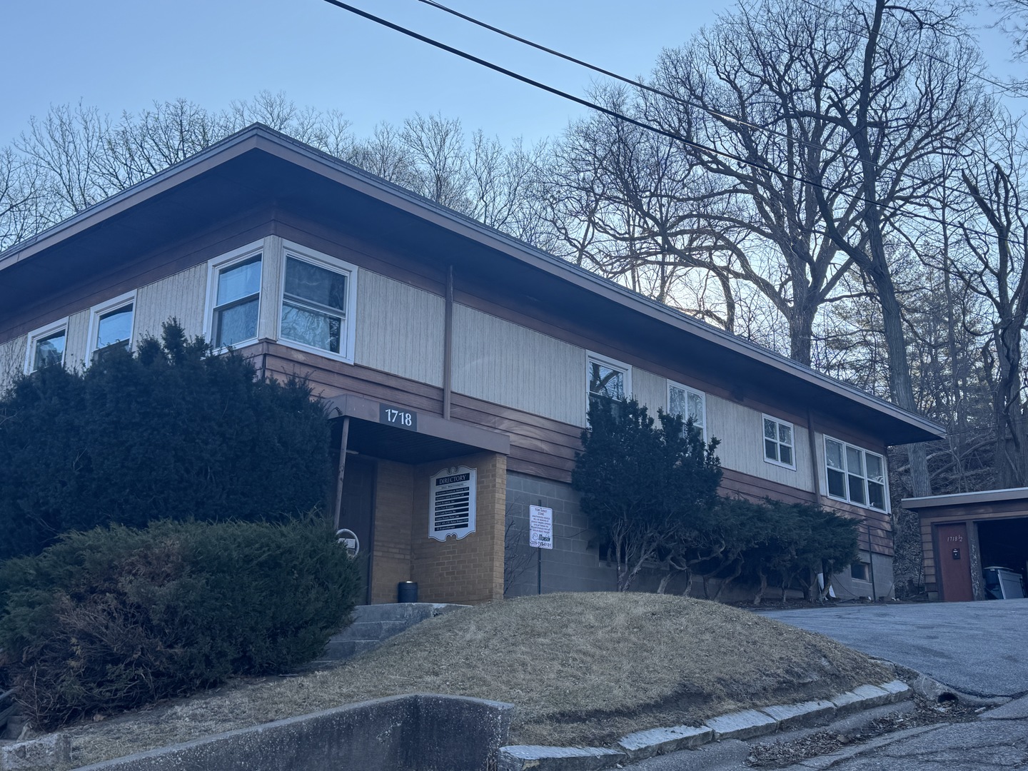 1718 8th Avenue Moline, IL 61265 - Photo 3 of 4
