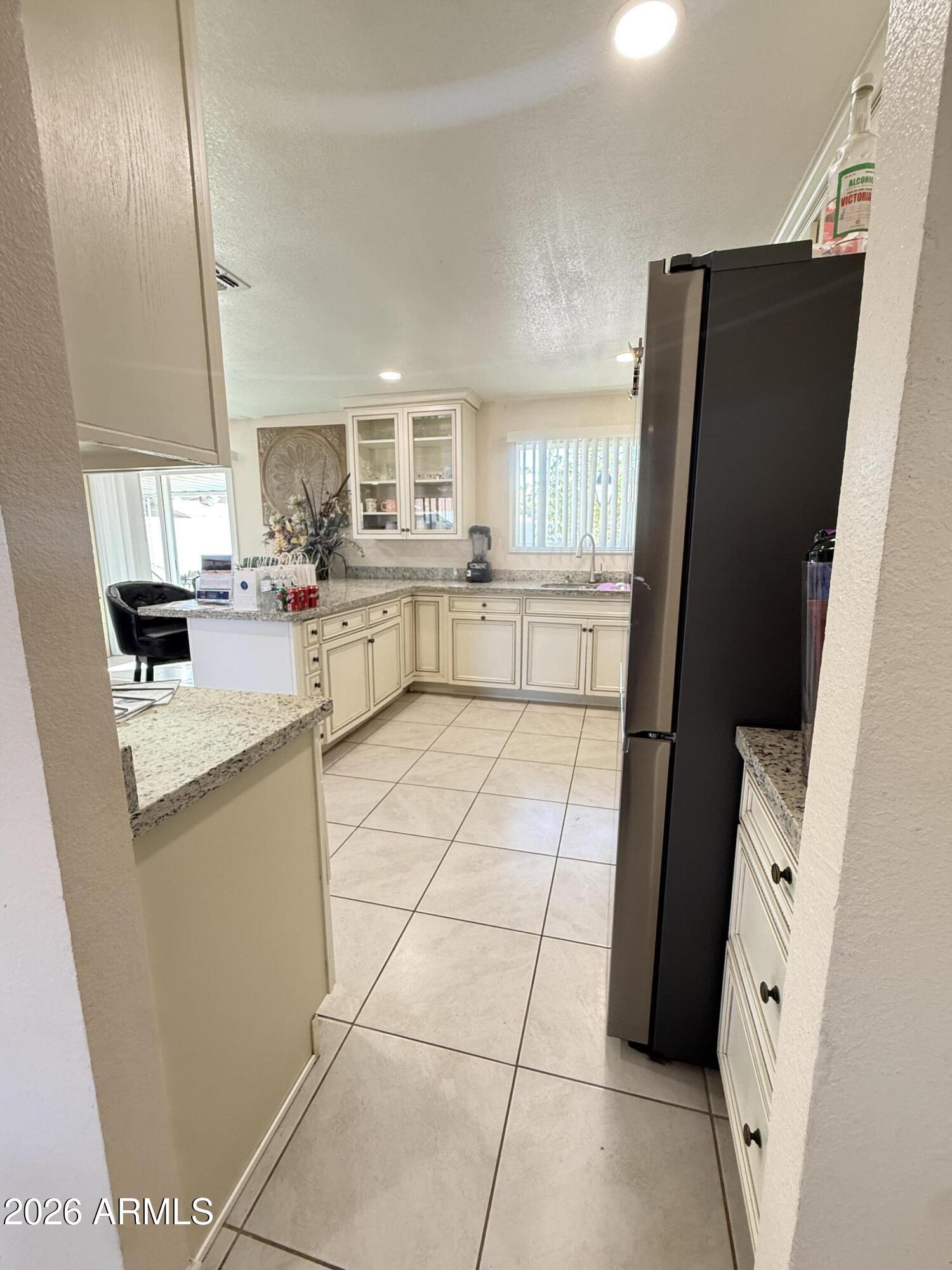 8219 West Piccadilly Road Phoenix, AZ 85033 - Photo 14 of 37 IMG_3297 2