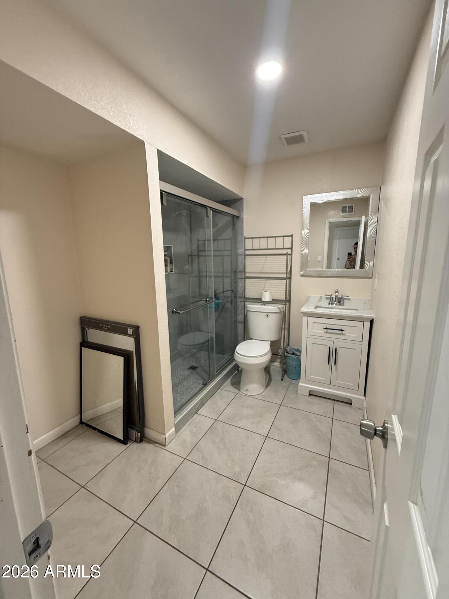 8219 West Piccadilly Road Phoenix, AZ 85033 - Photo 18 of 37 IMG_3288 2