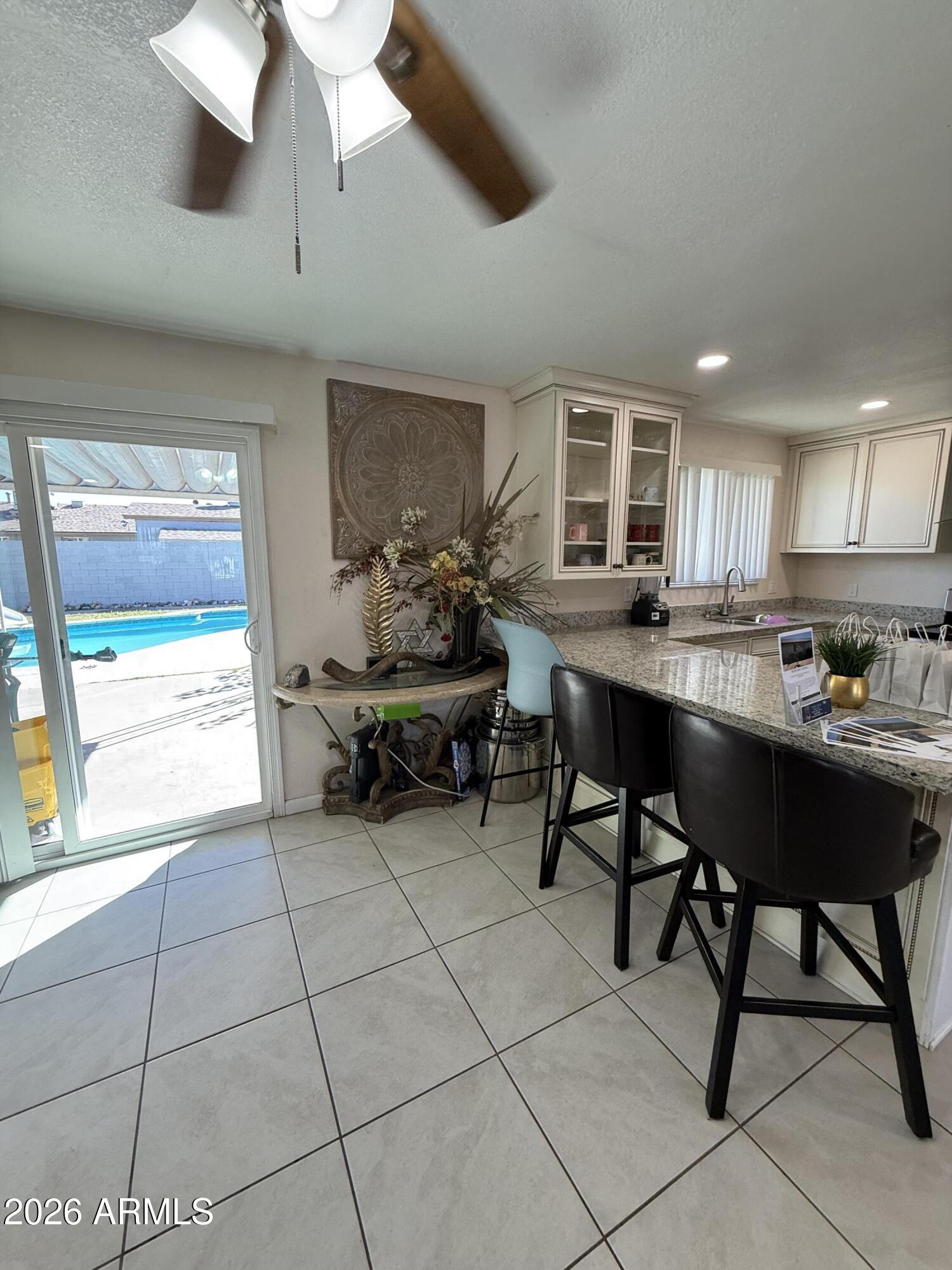 8219 West Piccadilly Road Phoenix, AZ 85033 - Photo 8 of 37 IMG_3283 2