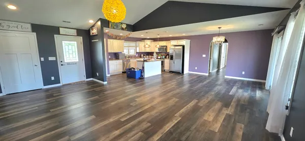 $299,000 | 11213 Maggie Drive, Marion, IL 62959