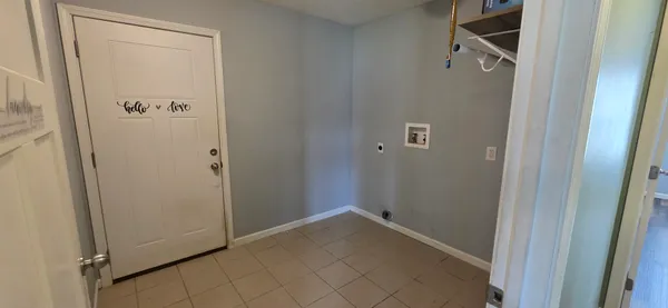 $299,000 | 11213 Maggie Drive, Marion, IL 62959