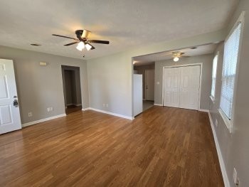 222 Burch Road Clarksville, TN 37042 - Photo 5 of 20
