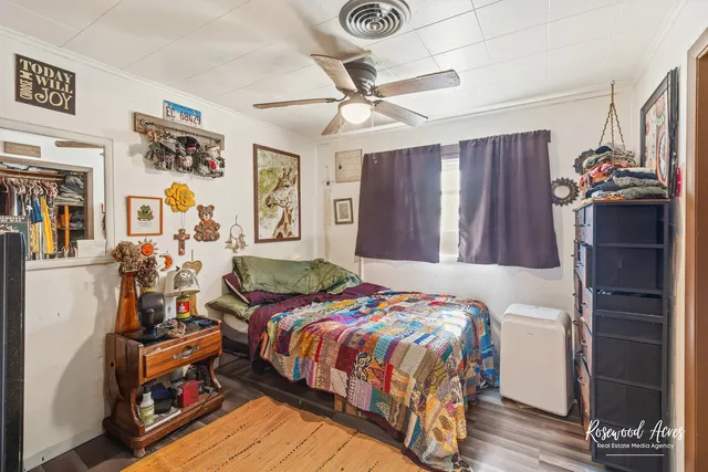 $179,900 | 253 West Broadway Street, Bradley, IL 60915