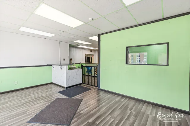 $179,900 | 253 West Broadway Street, Bradley, IL 60915