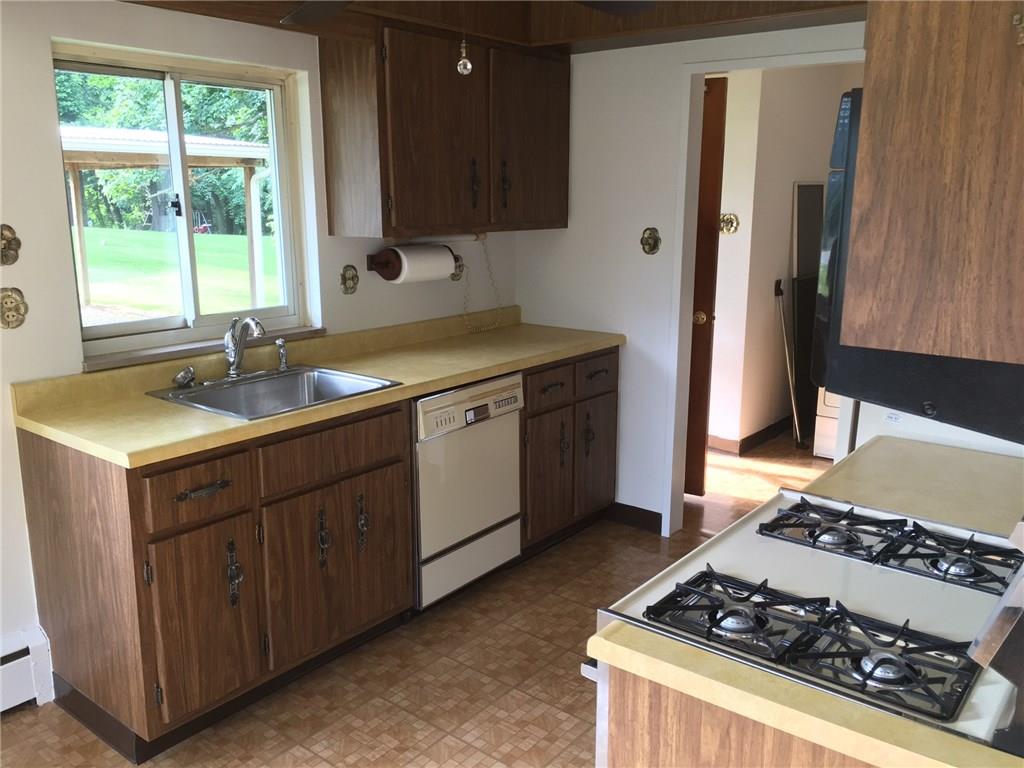 328 Coraopolis Road Coraopolis, PA 15108 - Photo 3 of 16 Gallery Image 3