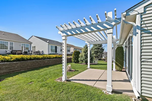 $390,000 | 11869 Chatfield Crossing, Huntley, IL 60142