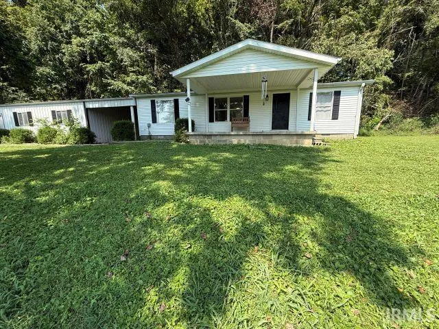 $250,000 | 14619 Highway 450, Shoals, IN 47581