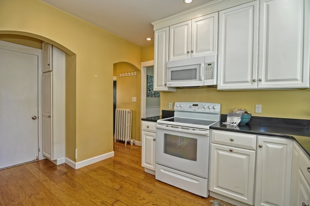 44 Gilbert Street, Unit 44 Watertown, MA 02472 - Photo 4 of 8