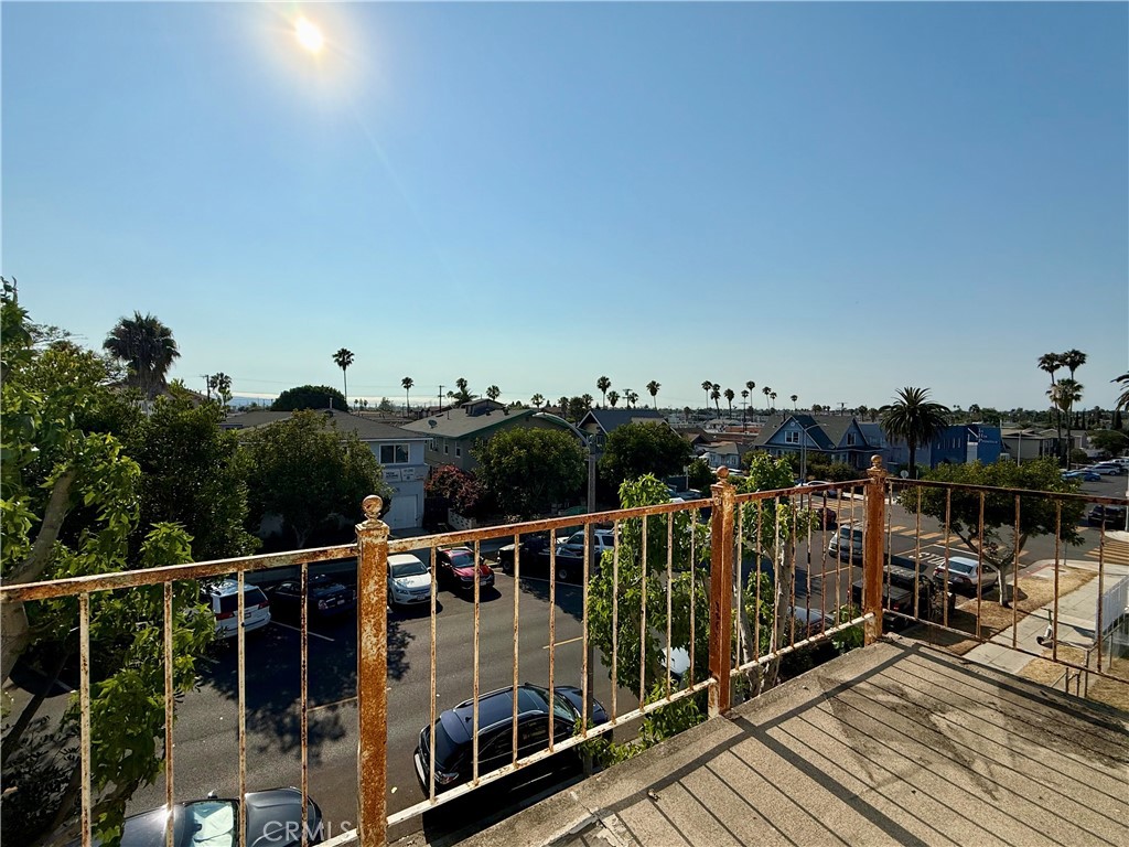 1566 Pine Avenue, Unit 202A Long Beach, CA 90813 - Photo 12 of 14