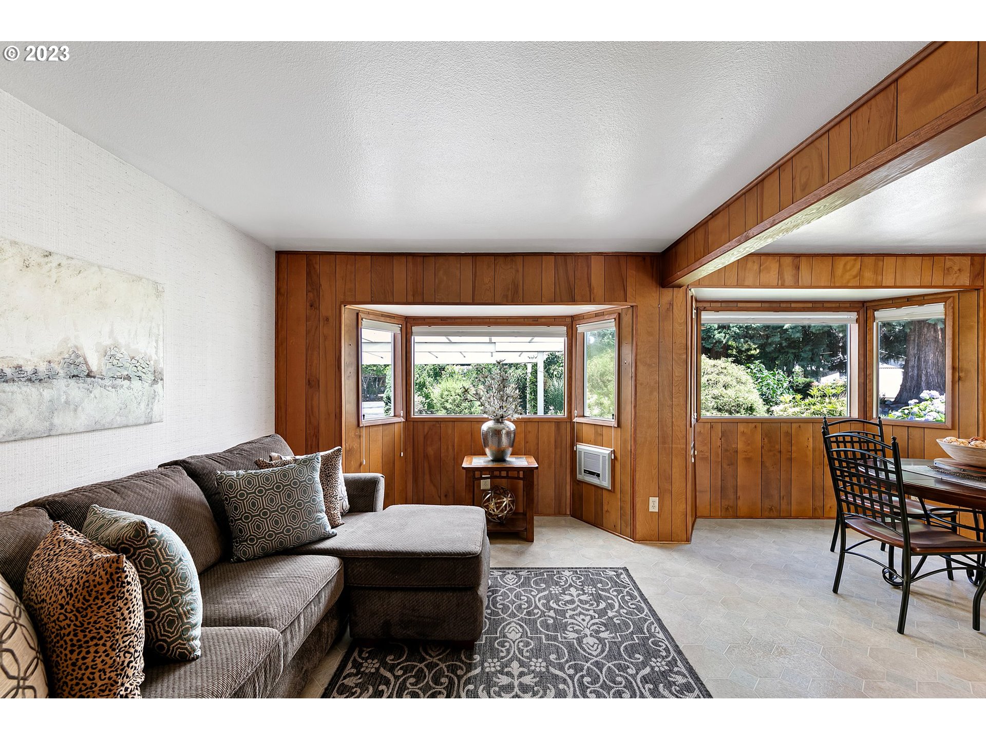 2899 Wayside Loop Springfield, OR 97477 - Photo 14 of 31 a living room with furniture and a large window