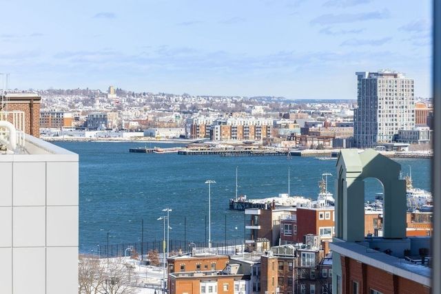$1,149,000 | 100 Lovejoy Wharf, Unit PH3A, Boston, MA 02114