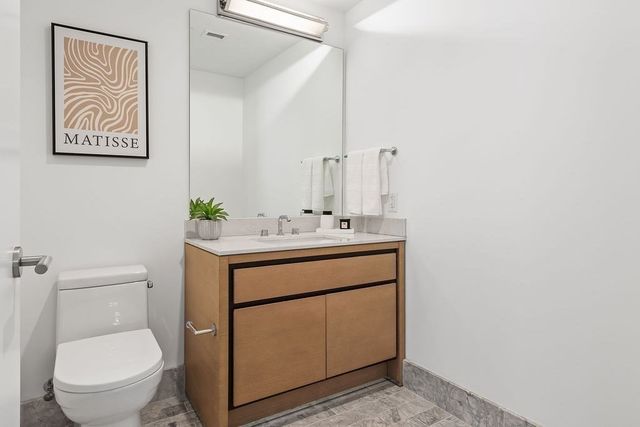 $1,149,000 | 100 Lovejoy Wharf, Unit PH3A, Boston, MA 02114