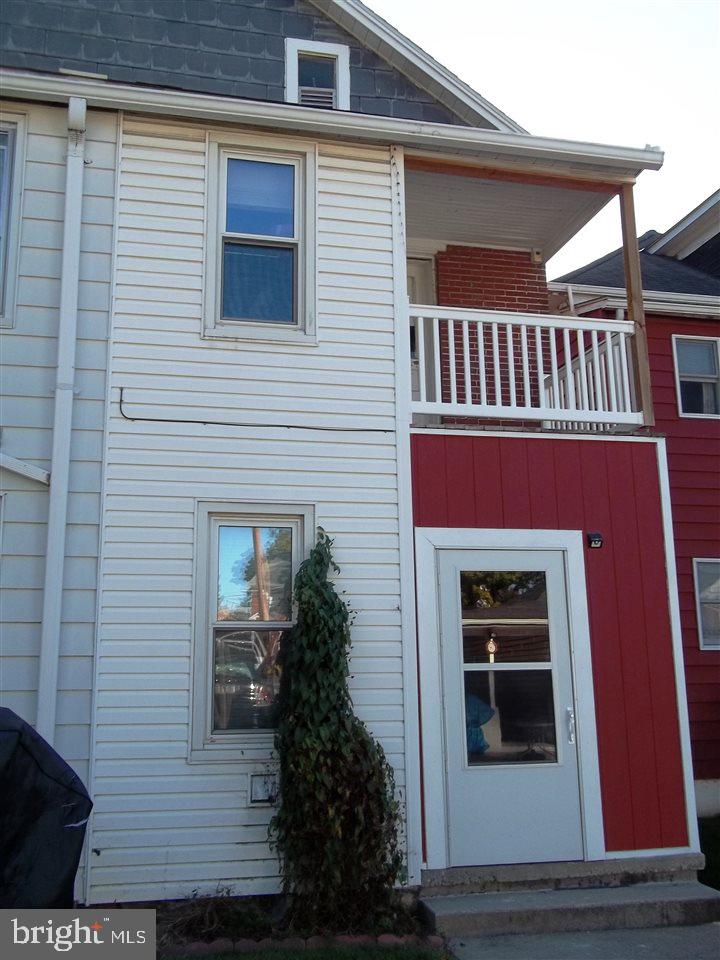 369 High Street Hanover, PA 17331 - Photo 3 of 14 Gallery Image 3