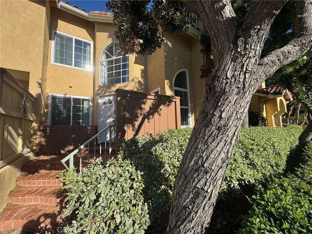 $3,500 | 5 Costero Aisle, Irvine, CA 92614