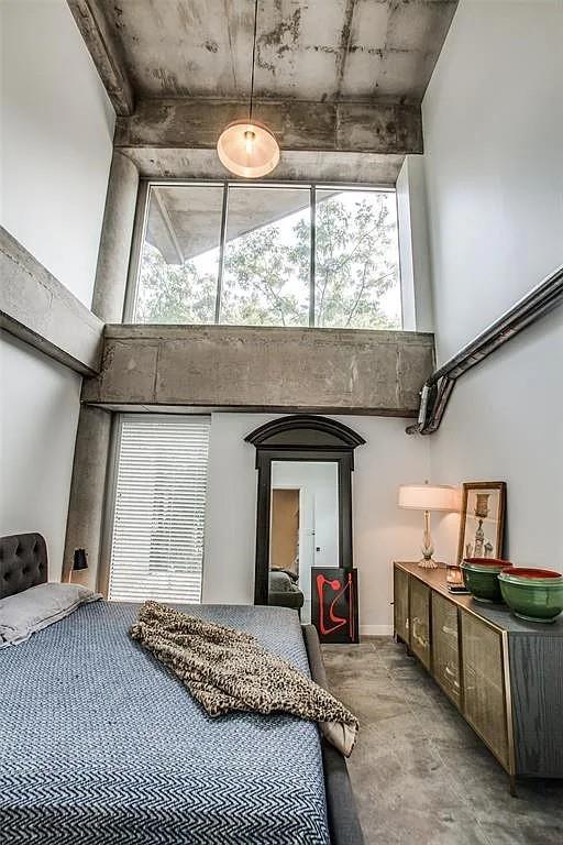 1001 Belleview Street, Unit 103 Dallas, TX 75215 - Photo 11 of 23