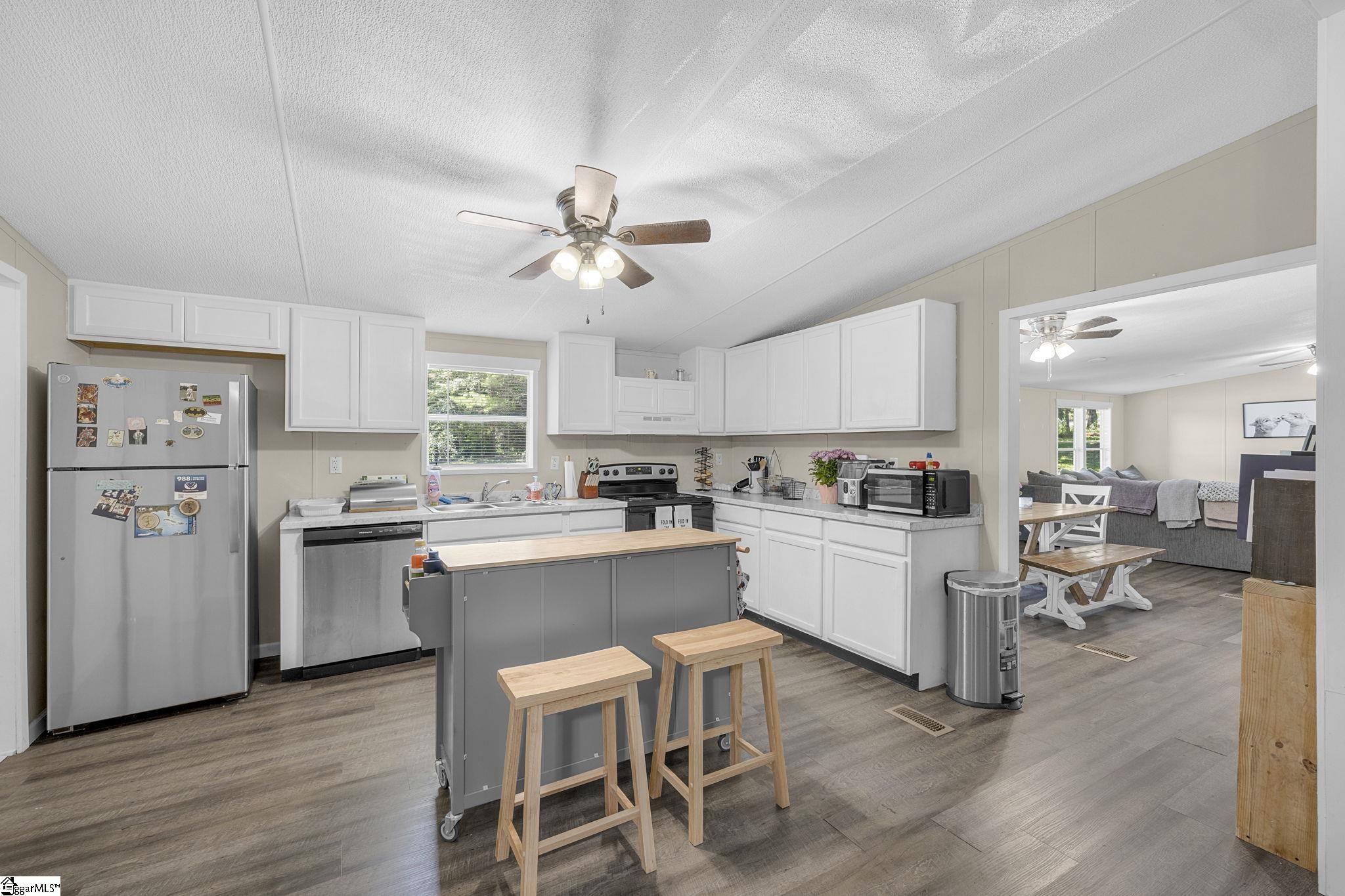 313 West Bagwell Road Liberty, SC 29657 - Photo 13 of 37
