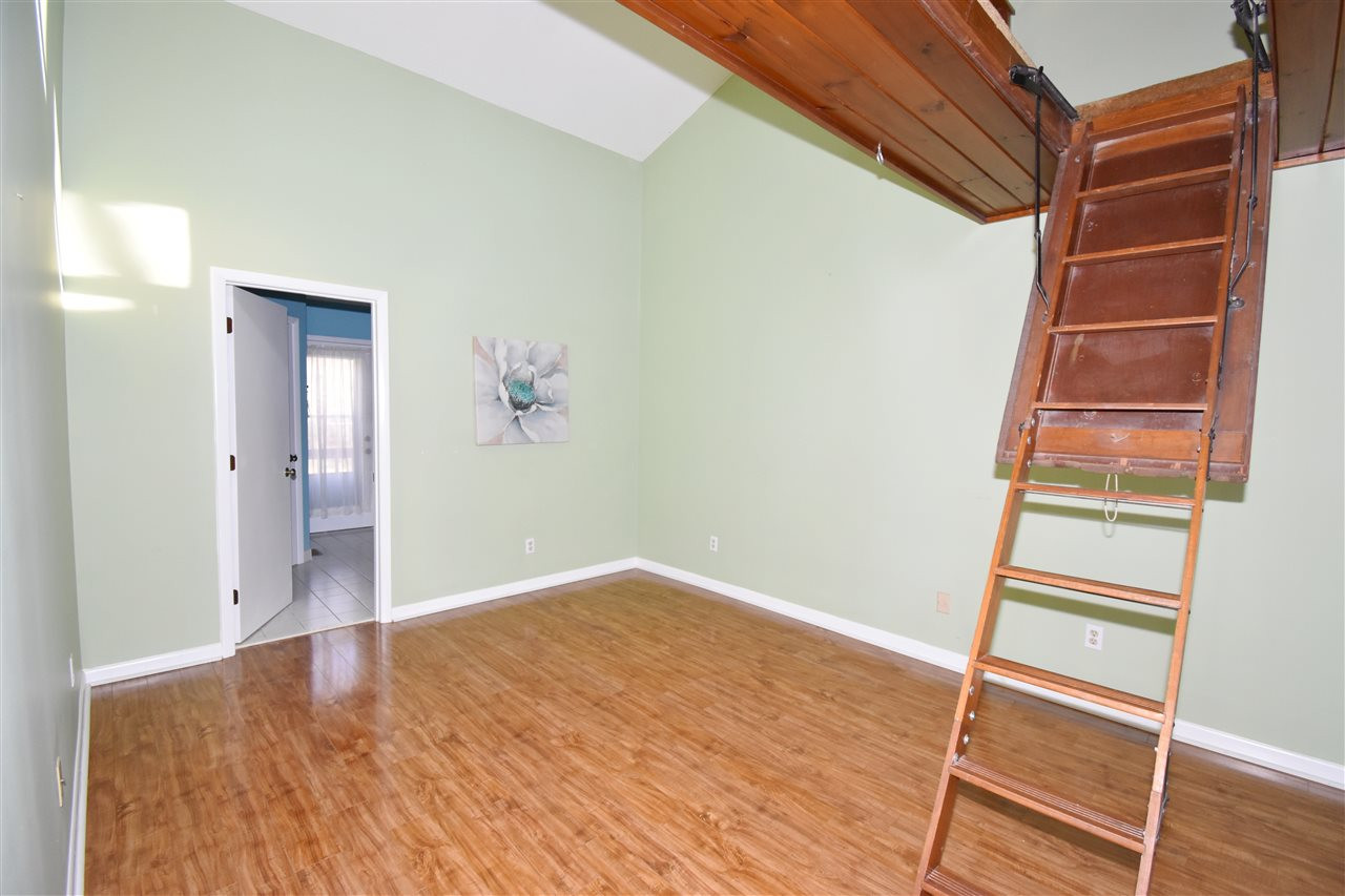 4411 Shadetree Court Raleigh, NC 27613 - Photo 11 of 19 Photo 11