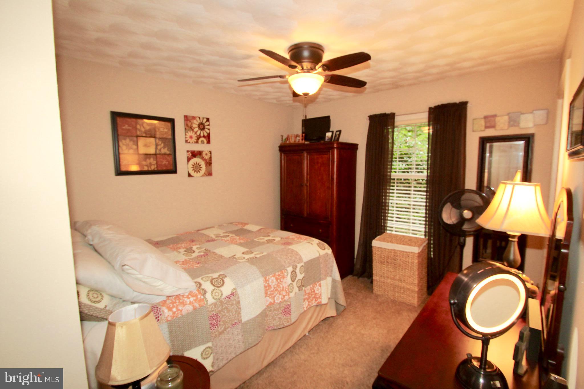 547 Hess Road Elizabethtown, PA 17022 - Photo 27 of 42 BEDROOM 2