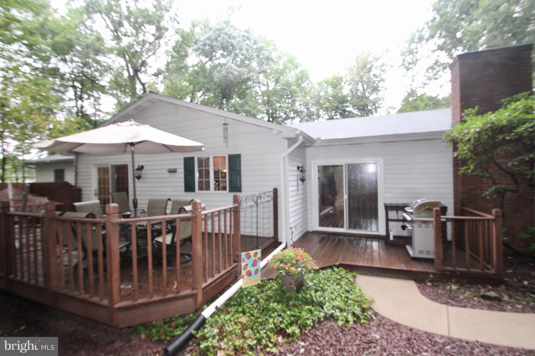 547 Hess Road Elizabethtown, PA 17022 - Photo 5 of 42 DECK
