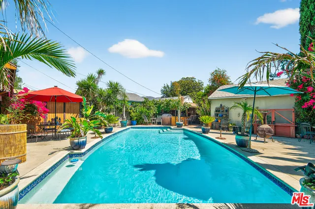 $1,149,000 | 1701 North Buena Vista Street, Burbank, CA 91505