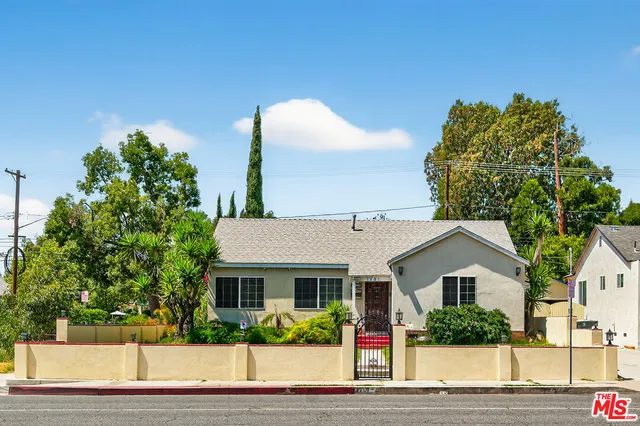 $1,149,000 | 1701 North Buena Vista Street, Burbank, CA 91505