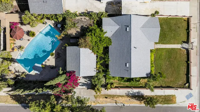 $1,149,000 | 1701 North Buena Vista Street, Burbank, CA 91505