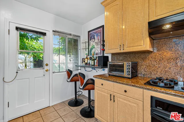 $1,149,000 | 1701 North Buena Vista Street, Burbank, CA 91505