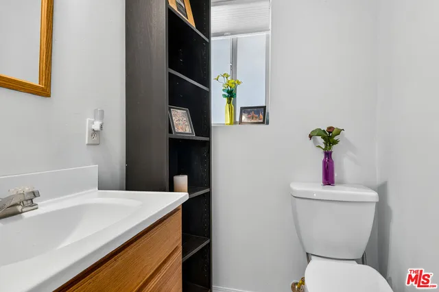 $1,149,000 | 1701 North Buena Vista Street, Burbank, CA 91505