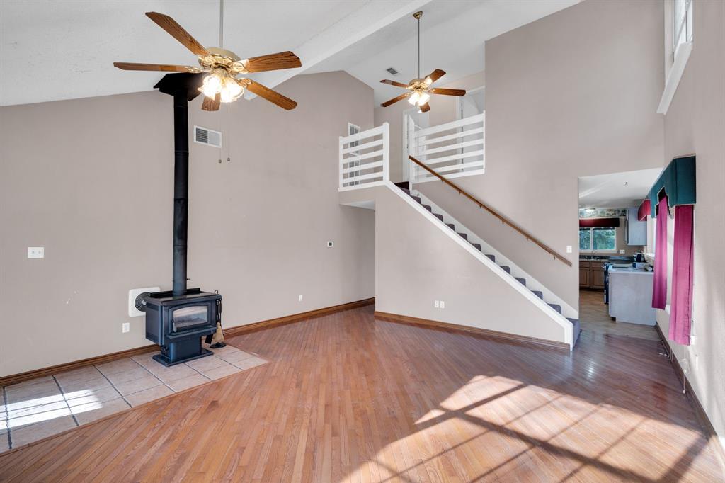 488 Loma Linda Road Palmer, TX 75152 - Photo 23 of 39 a view of entryway with wooden floor